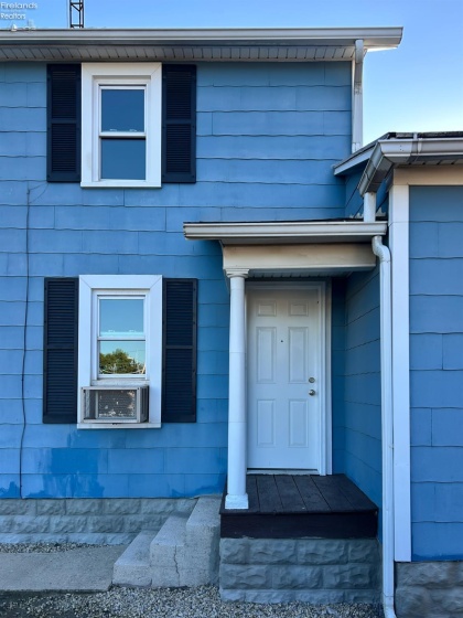 231 Lytle Street, Fostoria, 44830, 2 Bedroom Bedrooms, ,1 BathroomBathrooms,Residential,For Sale,Lytle,20264105