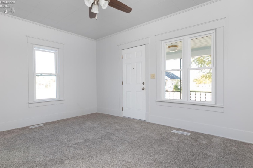 231 Lytle Street, Fostoria, 44830, 2 Bedroom Bedrooms, ,1 BathroomBathrooms,Residential,For Sale,Lytle,20264105