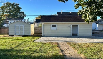 523 North Street, Fostoria, 44830, 2 Bedroom Bedrooms, ,1 BathroomBathrooms,Residential,For Sale,North,20264104