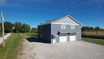 3255 Lakeshore Drive, Port Clinton, 43452, 3 Bedroom Bedrooms, ,3 BathroomBathrooms,Residential,For Sale,Lakeshore,20264120