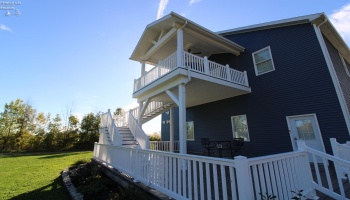 3255 Lakeshore Drive, Port Clinton, 43452, 3 Bedroom Bedrooms, ,3 BathroomBathrooms,Residential,For Sale,Lakeshore,20264120