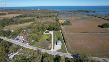 3255 Lakeshore Drive, Port Clinton, 43452, 3 Bedroom Bedrooms, ,3 BathroomBathrooms,Residential,For Sale,Lakeshore,20264120