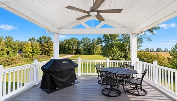 3255 Lakeshore Drive, Port Clinton, 43452, 3 Bedroom Bedrooms, ,3 BathroomBathrooms,Residential,For Sale,Lakeshore,20264120