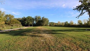 3255 Lakeshore Drive, Port Clinton, 43452, 3 Bedroom Bedrooms, ,3 BathroomBathrooms,Residential,For Sale,Lakeshore,20264120