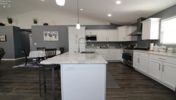 3255 Lakeshore Drive, Port Clinton, 43452, 3 Bedroom Bedrooms, ,3 BathroomBathrooms,Residential,For Sale,Lakeshore,20264120