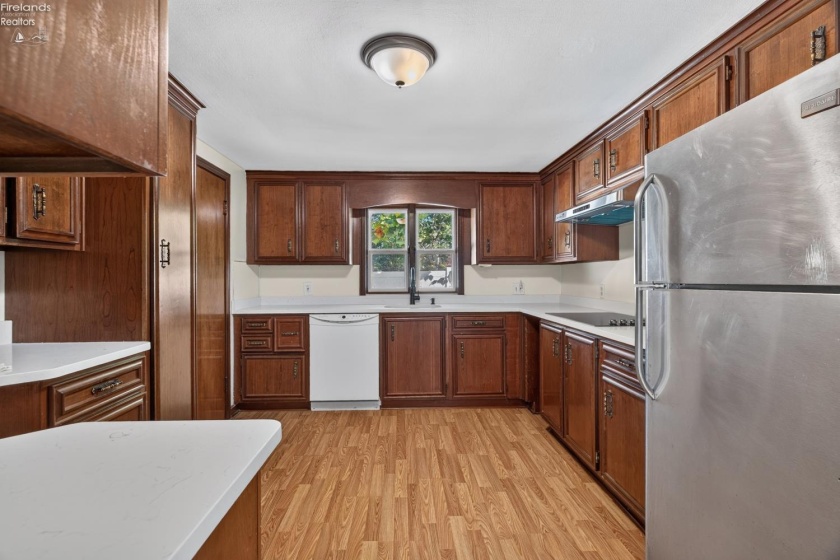 5011 Leavitt Road, Lorain, 44053, 2 Bedroom Bedrooms, ,1 BathroomBathrooms,Residential,For Sale,Leavitt,20264135