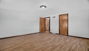 5011 Leavitt Road, Lorain, 44053, 2 Bedroom Bedrooms, ,1 BathroomBathrooms,Residential,For Sale,Leavitt,20264135