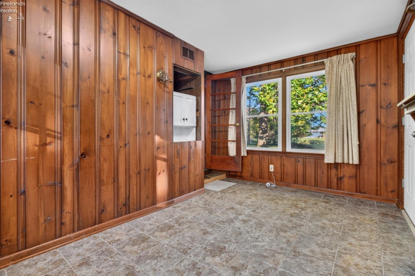 5011 Leavitt Road, Lorain, 44053, 2 Bedroom Bedrooms, ,1 BathroomBathrooms,Residential,For Sale,Leavitt,20264135