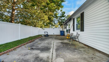 5011 Leavitt Road, Lorain, 44053, 2 Bedroom Bedrooms, ,1 BathroomBathrooms,Residential,For Sale,Leavitt,20264135