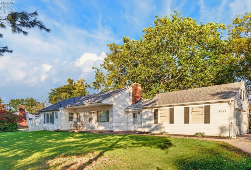 5011 Leavitt Road, Lorain, 44053, 2 Bedroom Bedrooms, ,1 BathroomBathrooms,Residential,For Sale,Leavitt,20264135