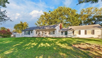 5011 Leavitt Road, Lorain, 44053, 2 Bedroom Bedrooms, ,1 BathroomBathrooms,Residential,For Sale,Leavitt,20264135