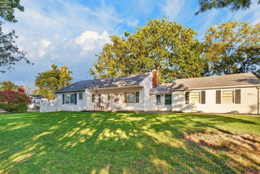 5011 Leavitt Road, Lorain, 44053, 2 Bedroom Bedrooms, ,1 BathroomBathrooms,Residential,For Sale,Leavitt,20264135