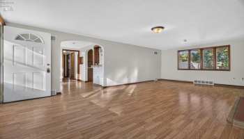 5011 Leavitt Road, Lorain, 44053, 2 Bedroom Bedrooms, ,1 BathroomBathrooms,Residential,For Sale,Leavitt,20264135