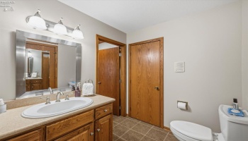 420 Jamestown Avenue, Tiffin, 44883, 4 Bedroom Bedrooms, ,4 BathroomBathrooms,Residential,For Sale,Jamestown,20264139