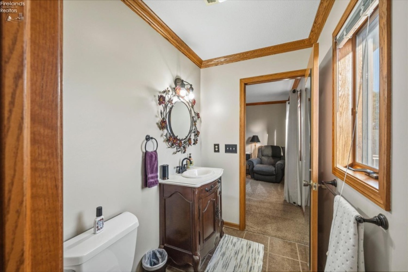 420 Jamestown Avenue, Tiffin, 44883, 4 Bedroom Bedrooms, ,4 BathroomBathrooms,Residential,For Sale,Jamestown,20264139
