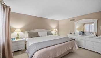420 Jamestown Avenue, Tiffin, 44883, 4 Bedroom Bedrooms, ,4 BathroomBathrooms,Residential,For Sale,Jamestown,20264139