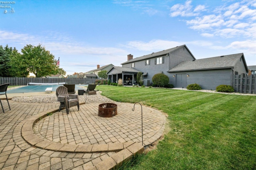 420 Jamestown Avenue, Tiffin, 44883, 4 Bedroom Bedrooms, ,4 BathroomBathrooms,Residential,For Sale,Jamestown,20264139