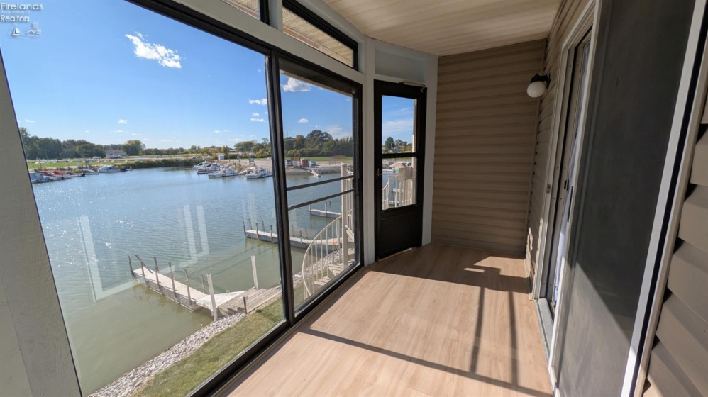 6484 Harris Harbor Drive, Oak Harbor, 43449, 1 Bedroom Bedrooms, ,1 BathroomBathrooms,Residential,For Sale,Harris Harbor,20264138