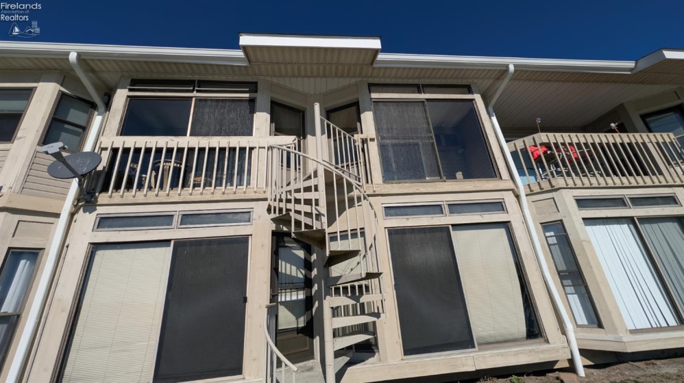 6484 Harris Harbor Drive, Oak Harbor, 43449, 1 Bedroom Bedrooms, ,1 BathroomBathrooms,Residential,For Sale,Harris Harbor,20264138