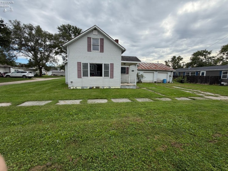 413 Stone street, Gibsonburg, 43431, 2 Bedroom Bedrooms, ,1 BathroomBathrooms,Residential,For Sale,Stone street,20263869