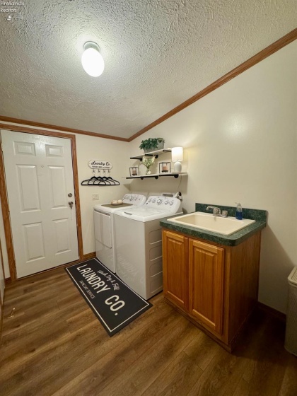 13807 State Route 61, Collins, 44826, 3 Bedroom Bedrooms, ,2 BathroomBathrooms,Residential,For Sale,State Route 61,20263862