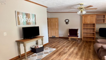 13807 State Route 61, Collins, 44826, 3 Bedroom Bedrooms, ,2 BathroomBathrooms,Residential,For Sale,State Route 61,20263862