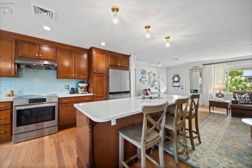 207 Cincinnati Avenue, Huron, 44839, 4 Bedroom Bedrooms, ,2 BathroomBathrooms,Residential,For Sale,Cincinnati,20264050