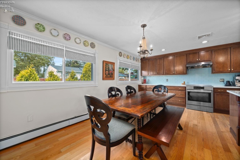 207 Cincinnati Avenue, Huron, 44839, 4 Bedroom Bedrooms, ,2 BathroomBathrooms,Residential,For Sale,Cincinnati,20264050