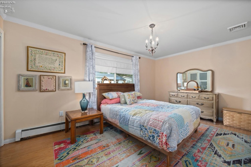 207 Cincinnati Avenue, Huron, 44839, 4 Bedroom Bedrooms, ,2 BathroomBathrooms,Residential,For Sale,Cincinnati,20264050