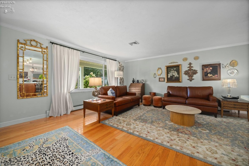207 Cincinnati Avenue, Huron, 44839, 4 Bedroom Bedrooms, ,2 BathroomBathrooms,Residential,For Sale,Cincinnati,20264050