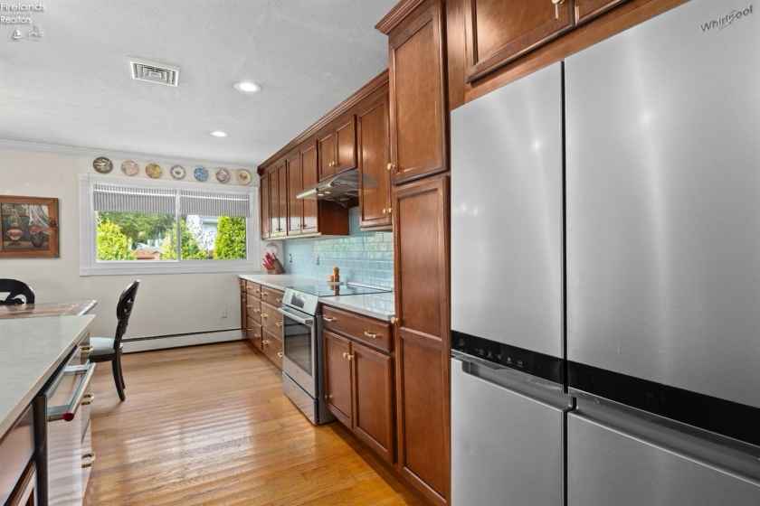 207 Cincinnati Avenue, Huron, 44839, 4 Bedroom Bedrooms, ,2 BathroomBathrooms,Residential,For Sale,Cincinnati,20264050
