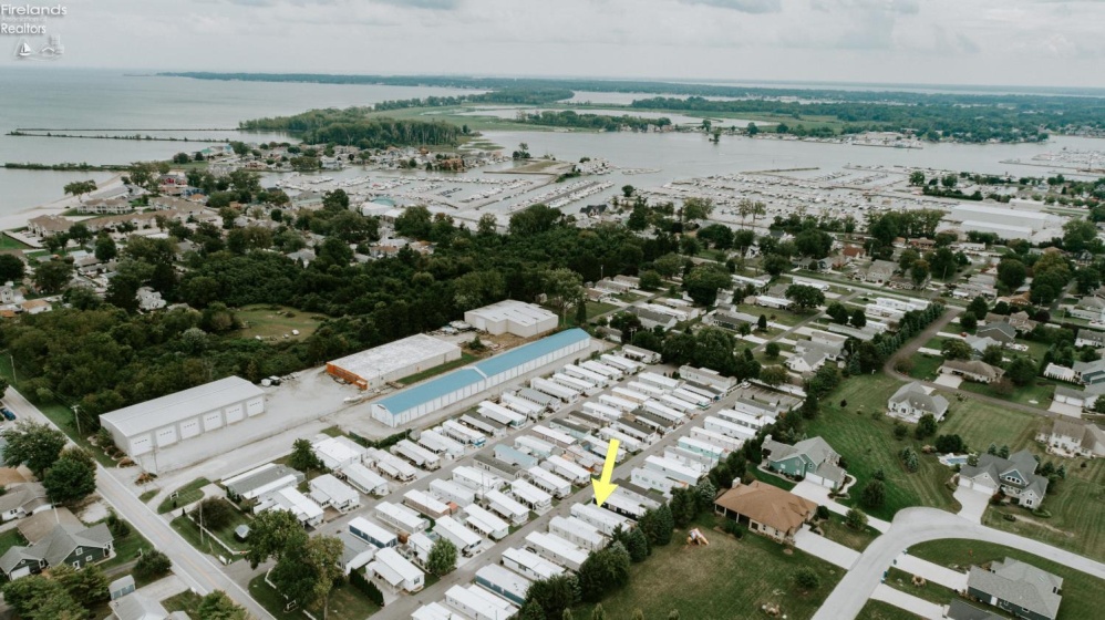 5640 Twin Beach Road, Port Clinton, 43452, 2 Bedroom Bedrooms, ,1 BathroomBathrooms,Residential,For Sale,Twin Beach,20264134