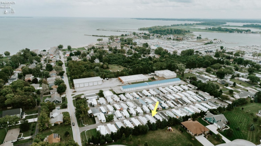 5640 Twin Beach Road, Port Clinton, 43452, 2 Bedroom Bedrooms, ,1 BathroomBathrooms,Residential,For Sale,Twin Beach,20264134