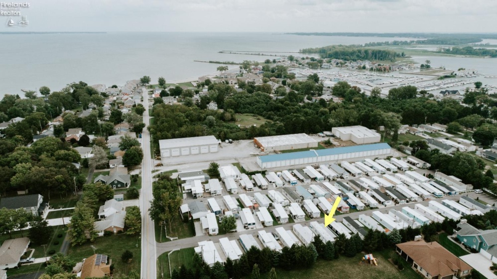 5640 Twin Beach Road, Port Clinton, 43452, 2 Bedroom Bedrooms, ,1 BathroomBathrooms,Residential,For Sale,Twin Beach,20264134