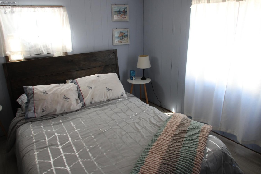 5640 Twin Beach Road, Port Clinton, 43452, 2 Bedroom Bedrooms, ,1 BathroomBathrooms,Residential,For Sale,Twin Beach,20264134