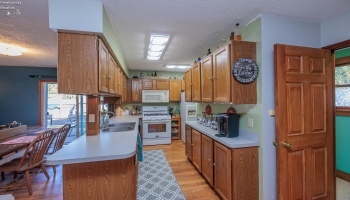 232 Barker Street, Wellington, 44090, 3 Bedroom Bedrooms, ,2 BathroomBathrooms,Residential,For Sale,Barker,20264128