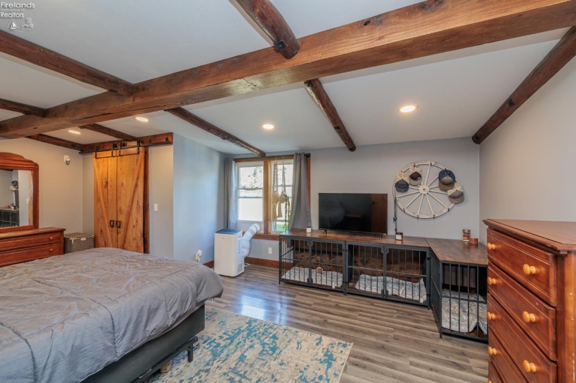 232 Barker Street, Wellington, 44090, 3 Bedroom Bedrooms, ,2 BathroomBathrooms,Residential,For Sale,Barker,20264128