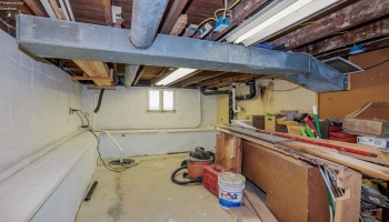 232 Barker Street, Wellington, 44090, 3 Bedroom Bedrooms, ,2 BathroomBathrooms,Residential,For Sale,Barker,20264128