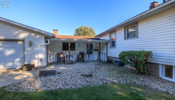 232 Barker Street, Wellington, 44090, 3 Bedroom Bedrooms, ,2 BathroomBathrooms,Residential,For Sale,Barker,20264128