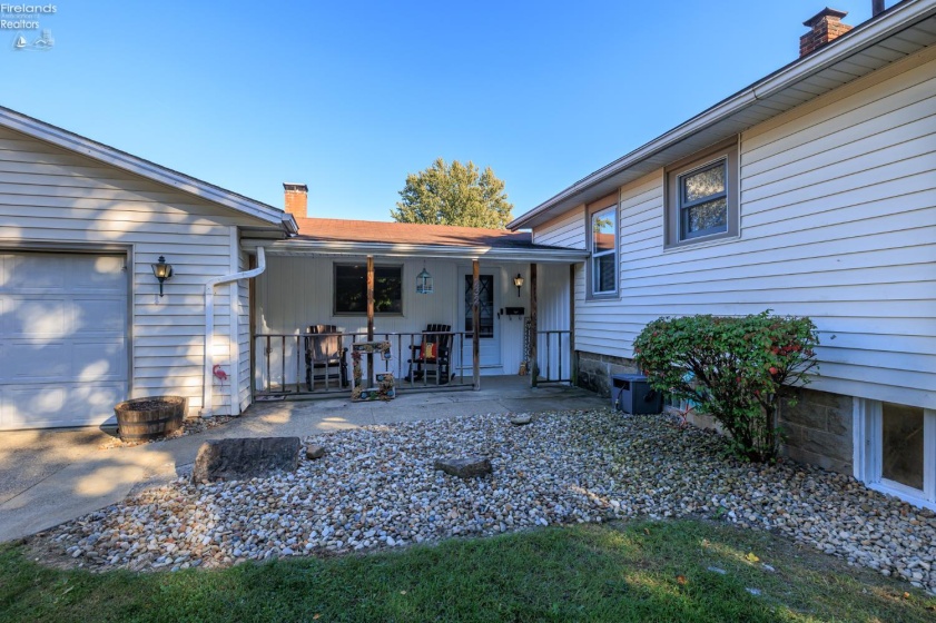 232 Barker Street, Wellington, 44090, 3 Bedroom Bedrooms, ,2 BathroomBathrooms,Residential,For Sale,Barker,20264128