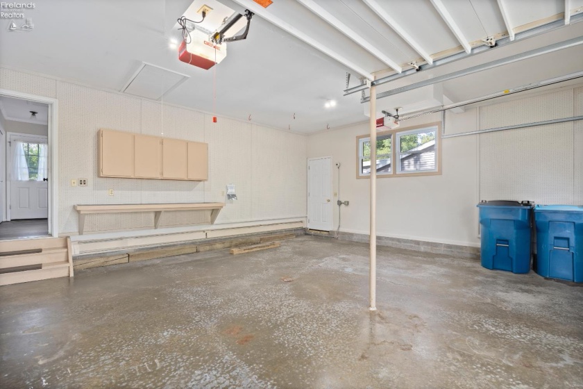 541 Lincoln Avenue, Huron, 44839, 3 Bedroom Bedrooms, ,2 BathroomBathrooms,Residential,For Sale,Lincoln,20264144
