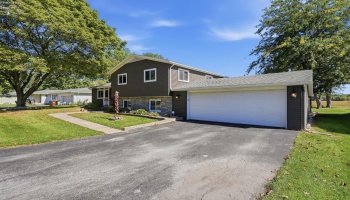 145 Gibson Court, Tiffin, 44883, 4 Bedroom Bedrooms, ,3 BathroomBathrooms,Residential,For Sale,Gibson,20264129