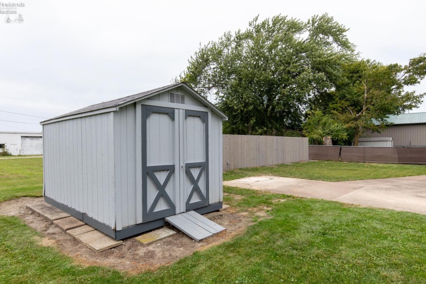 1415 Edgewater Avenue, Sandusky, 44870, 2 Bedroom Bedrooms, ,1 BathroomBathrooms,Residential,For Sale,Edgewater,20264154