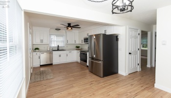 1415 Edgewater Avenue, Sandusky, 44870, 2 Bedroom Bedrooms, ,1 BathroomBathrooms,Residential,For Sale,Edgewater,20264154