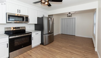 1415 Edgewater Avenue, Sandusky, 44870, 2 Bedroom Bedrooms, ,1 BathroomBathrooms,Residential,For Sale,Edgewater,20264154