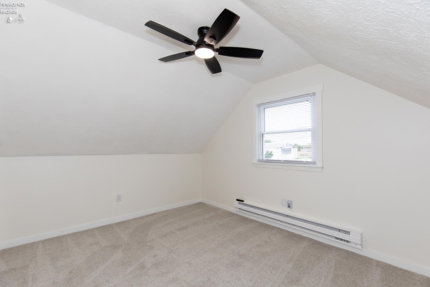 1415 Edgewater Avenue, Sandusky, 44870, 2 Bedroom Bedrooms, ,1 BathroomBathrooms,Residential,For Sale,Edgewater,20264154