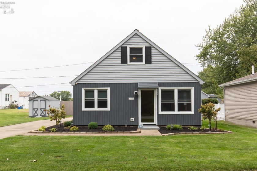 1415 Edgewater Avenue, Sandusky, 44870, 2 Bedroom Bedrooms, ,1 BathroomBathrooms,Residential,For Sale,Edgewater,20264154