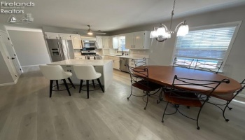740 Michaels Road, Fremont, 43420, 5 Bedroom Bedrooms, ,4 BathroomBathrooms,Residential,For Sale,Michaels,20264119