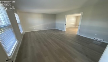 740 Michaels Road, Fremont, 43420, 5 Bedroom Bedrooms, ,4 BathroomBathrooms,Residential,For Sale,Michaels,20264119