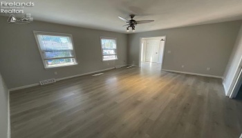 740 Michaels Road, Fremont, 43420, 5 Bedroom Bedrooms, ,4 BathroomBathrooms,Residential,For Sale,Michaels,20264119